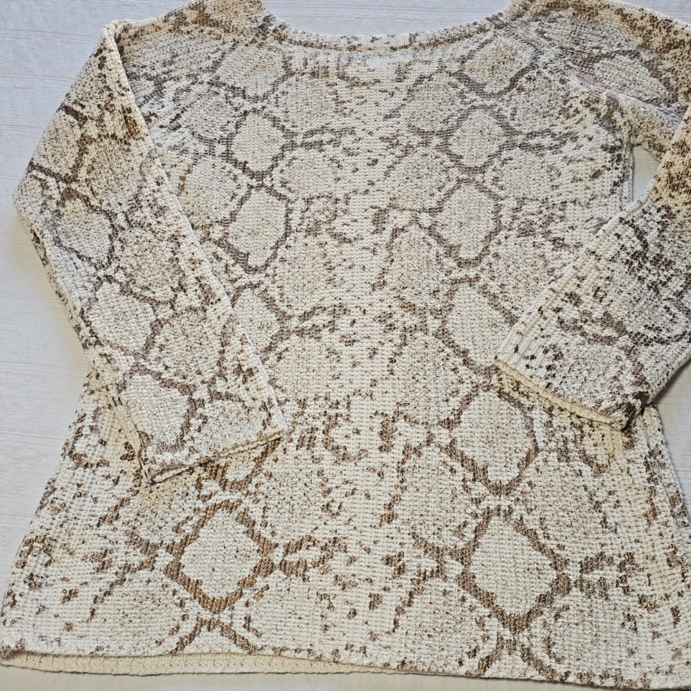 The Limited Women Gold Foil Snakeskin Animal Print Knit Sweater 3/4 Sleeve - Picture 9 of 10